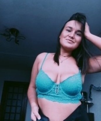 Полина